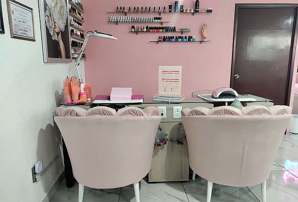Lifting Facial + Masaje Relajante y Más