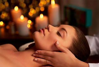 Perfect Skin: 1,3 o 6 faciales de autor en The Salt Room 