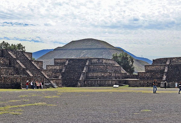 Para 2: 2D/1N en Teotihuacán + Vuelo en globo y más