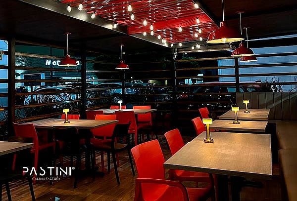 Cena Italiana para 2 con pastinis + postres y bebidas 