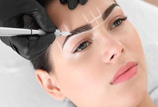 Extensión de Pestañas 1X1 + Cejas hd + Microdermoabrasion