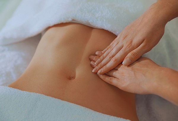 Cerrado de costillas Técnica  Colombiana reduce hasta 5 cms.