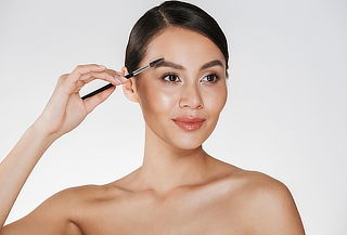 Diseño de Cejas + Microblading + Shading 