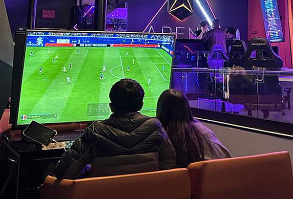 Vive 1 hora de Diversión en Arena The Place to Play ¡15 Suc!