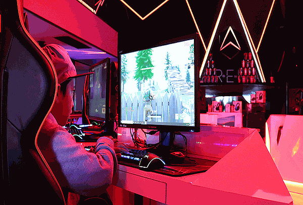 1 hora de Juego Virtual en Arena Movistar ¡15 suc! 