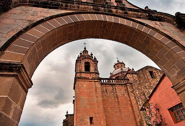 Tlalpujahua y El Oro ¡Casa de Santa Claus, iglesia y más!