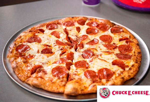 COMBO Juego-Alimentos: 1 Pizza MED + 2 Refrescos + 60 Juegos