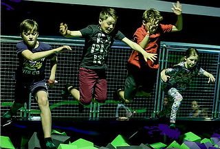 A Saltar en Flip Out ¡7 Sucursales! Incluye Calcetines