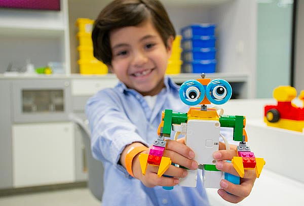 Acceso para Adulto + Niño en ACADEMI by KidZania