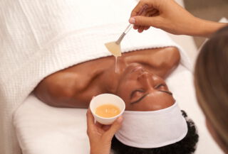 Limpieza Facial Profunda + Microexfoliación + Mascarilla