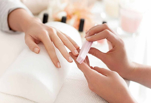 Manicure spa + Pedicure spa + Diseño en gel