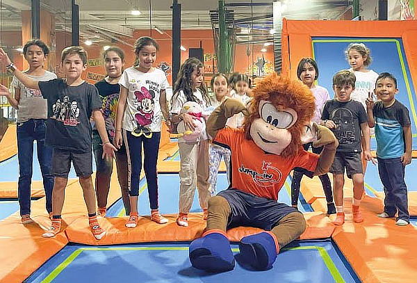 2x1 Diviértete en Jump-In ¡8 Sucursales! + Calcetines