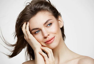 Dermopeeling + 4 Hilos PDO en ojos Consultorios ABC