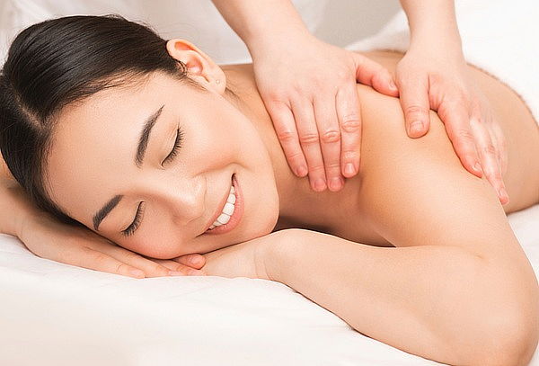 Masaje Clínico Cuerpo Completo + Aceites + Digitopuntura