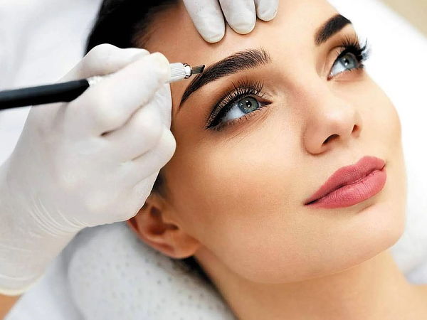 Microblading de Cejas Pelo a Pelo + Facial Fototerapia