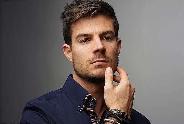 PARA ÉL: Reducción de Papada o Extracción de Bichat 