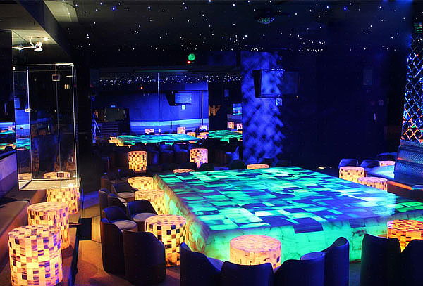 Noche de chicas, 4 Cover + 4 shots en The Woman's Club VIP