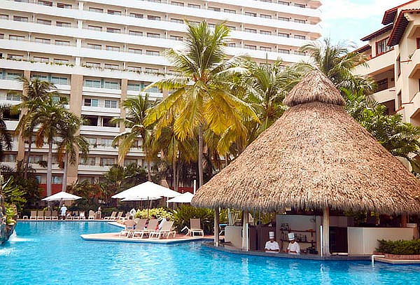 Hospedaje 5D/4N en Sheraton Buganvilias Puerto Vallarta.
