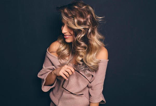 Corte + Balayage o Luces + Tratamiento de Chocolate   