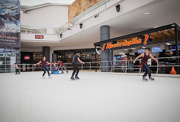 2X1  Acceso a Pista de Hielo ilimitado en Recórcholis