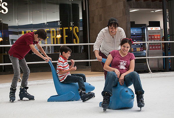 2X1  Acceso a Pista de Hielo ilimitado en Recórcholis