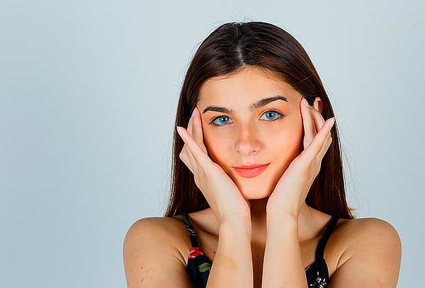 30u toxina botulínica para triple rejuvenecimiento en rostro