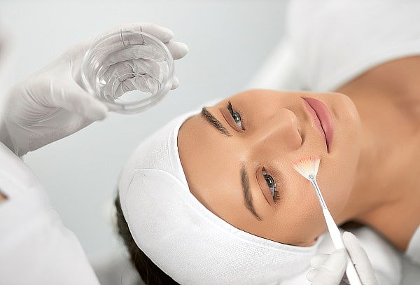 Limpieza facial + Microdermoabrasión + Mascarilla 