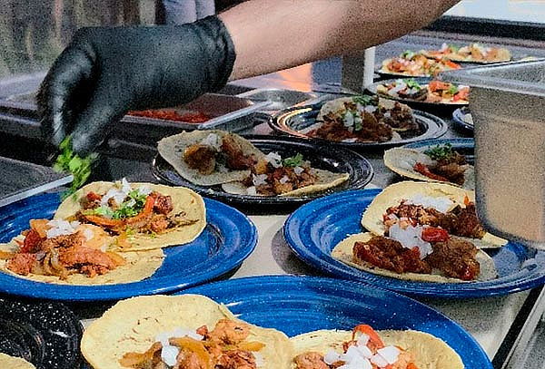 Noche Mexicana: Lucha Libre + Tequila + Tacos