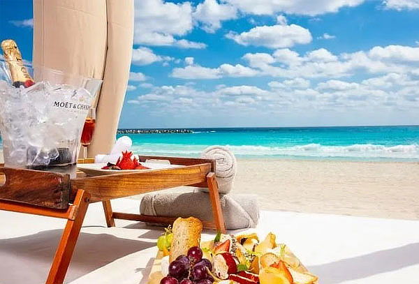 ¡Todo Incluido! 5D/4N Krystal Cancún para 2 + menores