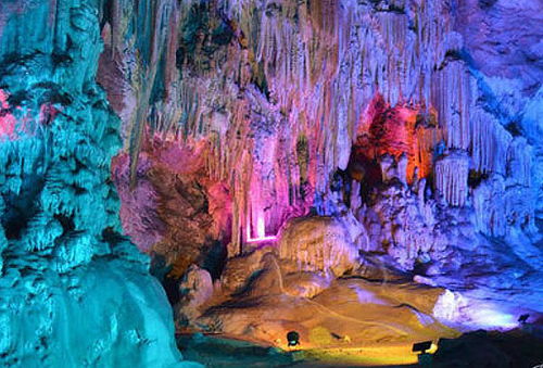 PAGA 1 VIAJAN 2, Grutas de la Estrella y Cosmovitral