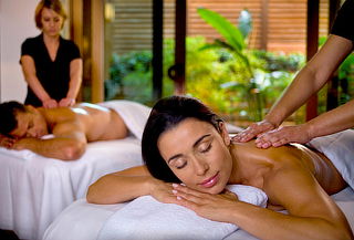 120 Minutos Masaje + Facial para 1 o 2 personas 120 Minutos Masaje + Facial para 1 o 2 personas