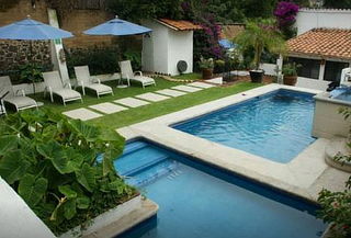 Tepoztlán: 1 Noche para 2 + Welcome Drinks + Late check out Tepoztlán: 1 Noche para 2 + Welcome Drinks + Late check out