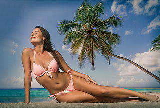 1 año de depilación IPL en cuerpo completo + Rostro 1 año de depilación IPL en cuerpo completo + Rostro