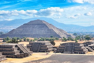 Relámpago:Teotihuacán Bici o Cuatrimoto + Comida y más para2