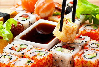 48 hrs: Buffet de Comida China y Sushi para 2 + 2 Cervezas 48 hrs: Buffet de Comida China y Sushi para 2 + 2 Cervezas