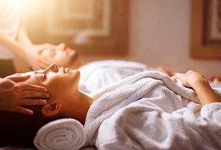 Día spa en pareja: Masaje relajante + Reflexología y más