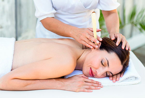 Limpieza de Oídos con Conoterapia + Spa de Manos.