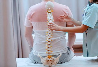 Diagnóstico, alineación de Columna y Masaje Relajante