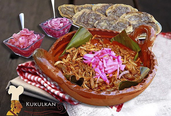 HOY: Deliciosa Cochinita para 2 Personas en Kukulkan