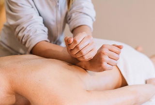 Masaje relajante de pies y espalda para 1 ó 2 pesonas