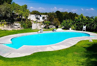 Refréscate en LAS CUEVITAS balneario de aguas termales
