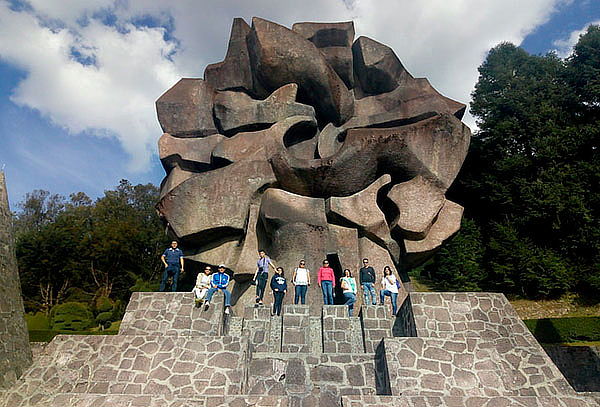 Mariposa Monarca + Centro ceremonial OTOMI