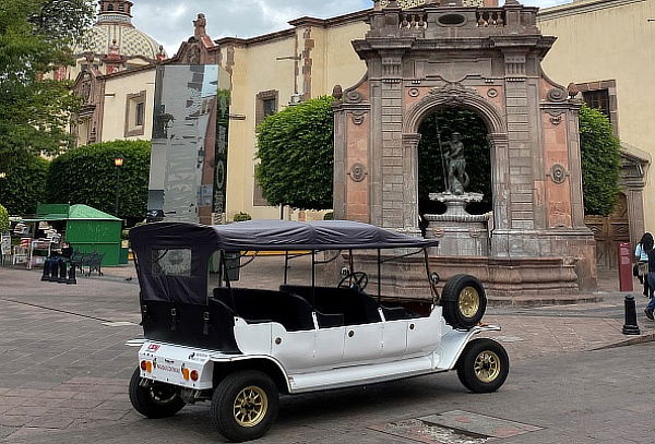 ¡Súper escapada a Querétaro! Habitación + tour + museo