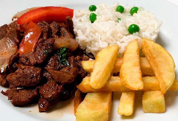 ¡Come Todo lo que Quieras! Delicioso Buffet Criollo Vegano + Bebida Ilimitada