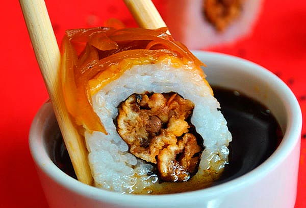 ¡ 20 Makis ! 2 Tablas De 10 Makis c/u + 2 Salsas