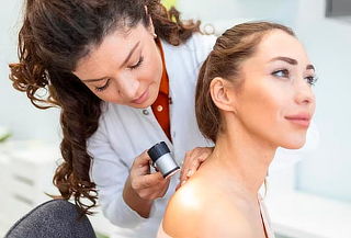 Eliminación de Lunares y acrocordones con electrocauterizado