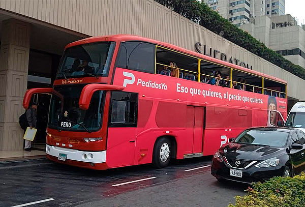Lima de Noche y Circuito Mágico del Agua - MIRABUS