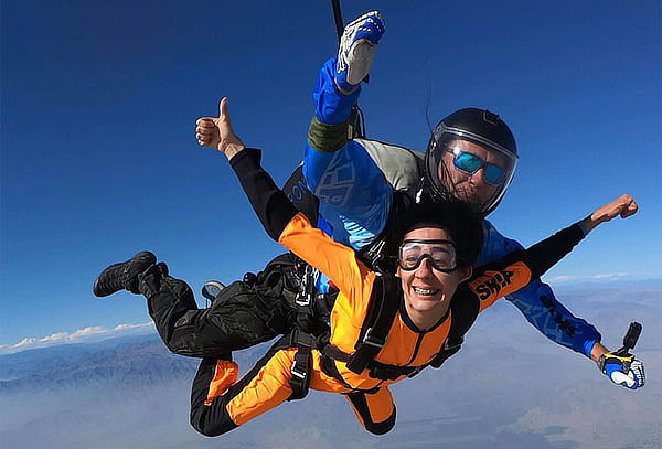 ¡Salto Desde Avión en Vuelo con Instructor de Paracaidismo!