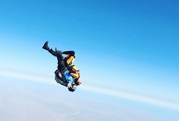 ¡Salto Desde Avión en Vuelo con Instructor de Paracaidismo!