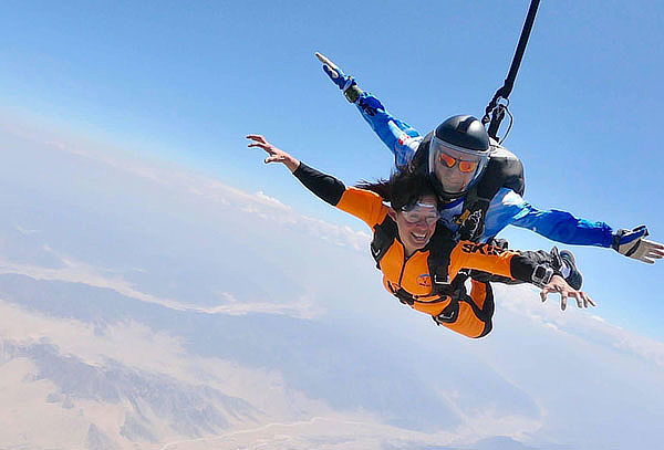 ¡Salto Desde Avión en Vuelo con Instructor de Paracaidismo!